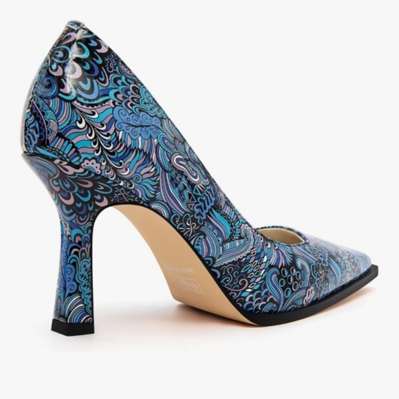 NIB Jcxuanyan Blue Patterned Patent Leather Heels - 8 - Picture 2 of 11